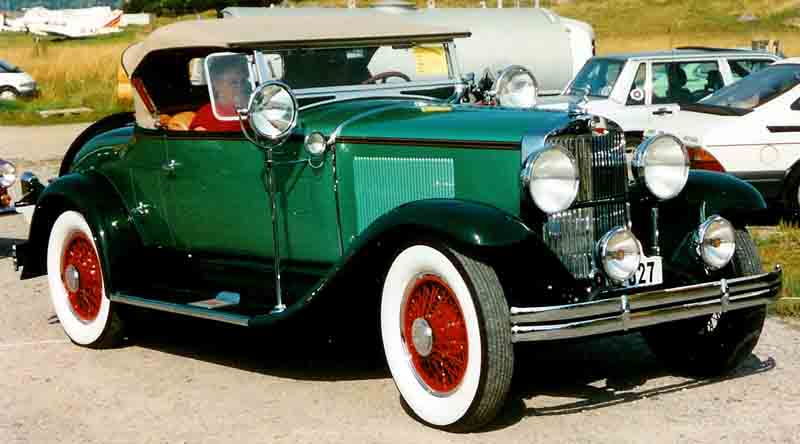 Graham-Paige_Model_827_Roadster_1929